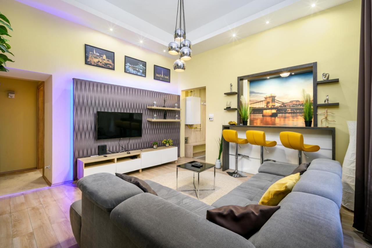 Downtown Deluxe-Two Bedroom Apartment With Sauna Budapesta Exterior foto